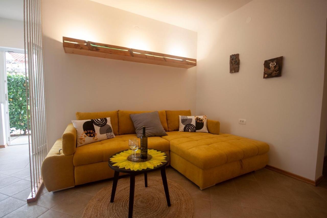 Apartments Katarina Porat Malinska Bagian luar foto